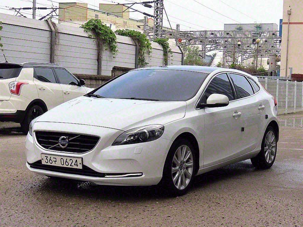 볼보 V40 D3 모멘텀 사진 2/20