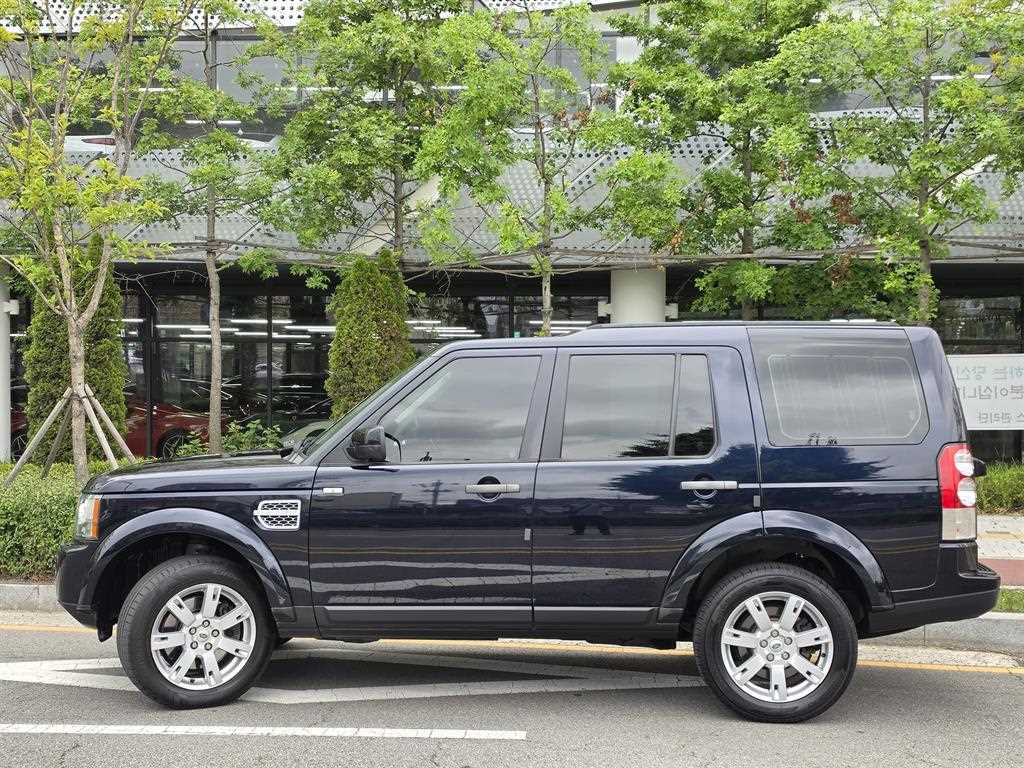 디스커버리5 2.0 SD4 SE 2011년식