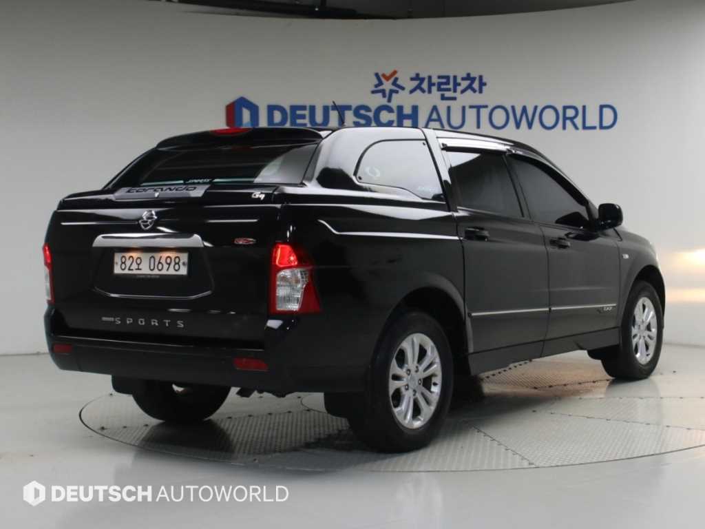 KGM 코란도 CX7(4WD) 클럽 사진 2/20