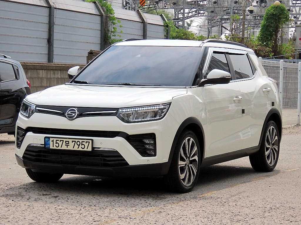 KGM 티볼리 2WD 가솔린 1.5 V3 사진 2/20