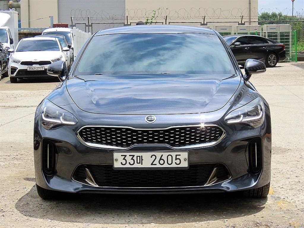 스팅어 가솔린 2.0 터보 AWD 플래티넘 2018년식