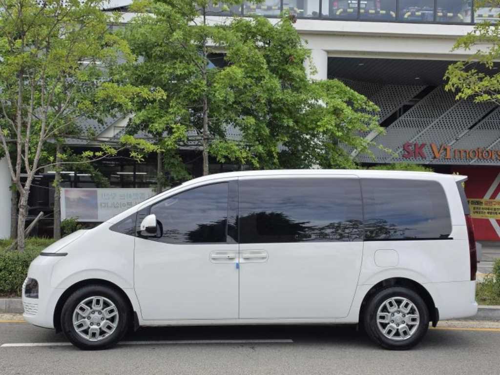 스타리아 LPG 카고 모던 3인승 2023년식
