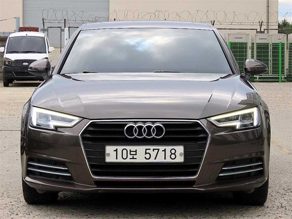 아우디 A4 30 TDI 사진