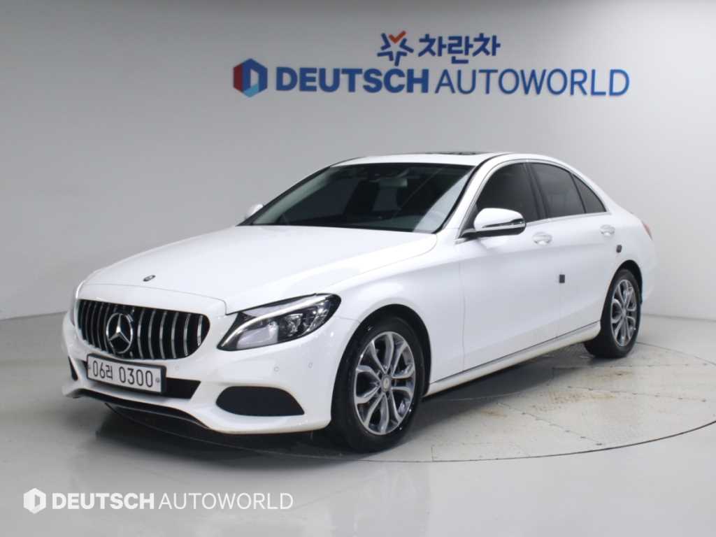 벤츠 C 클래스 C220 d 아방가르드 사진