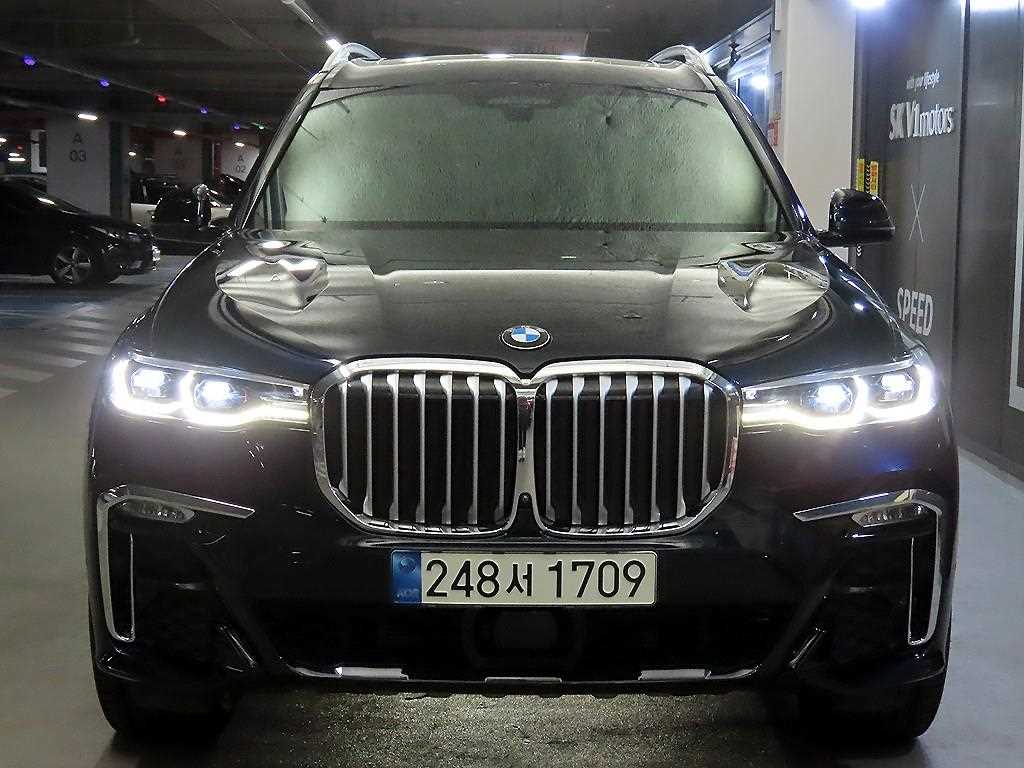 BMW X7 xDrive 40i M 스포츠 사진 2/20