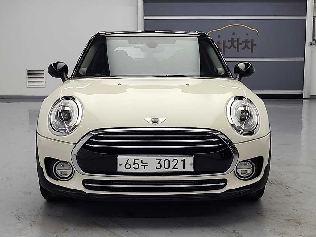 MINI 클럽맨 HIGH 사진 2/19