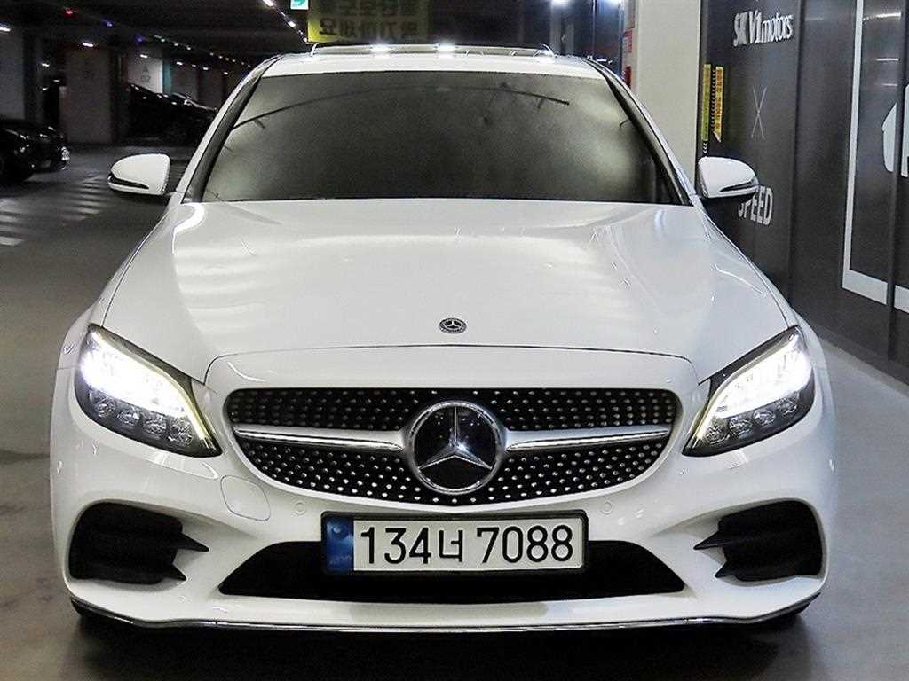 벤츠 C 클래스 C220 d 4MATIC 사진 2/20