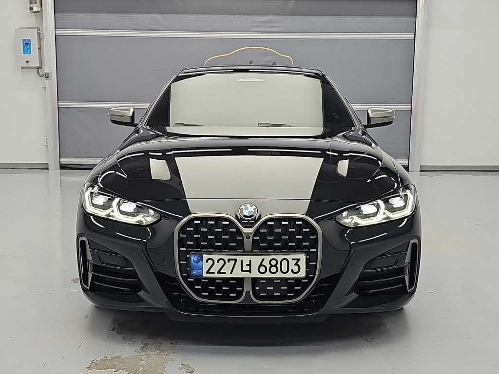BMW 4시리즈 M440i xDrive 쿠페 사진 2/18