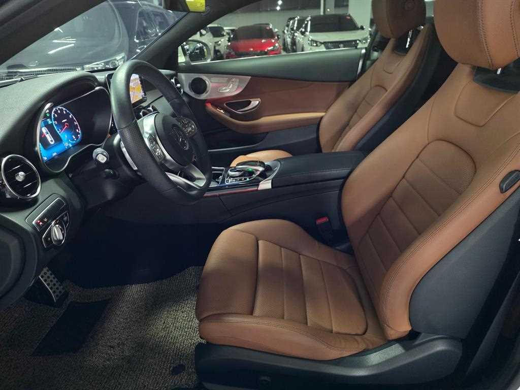 C클래스 W205 C200 쿠페 2020년식