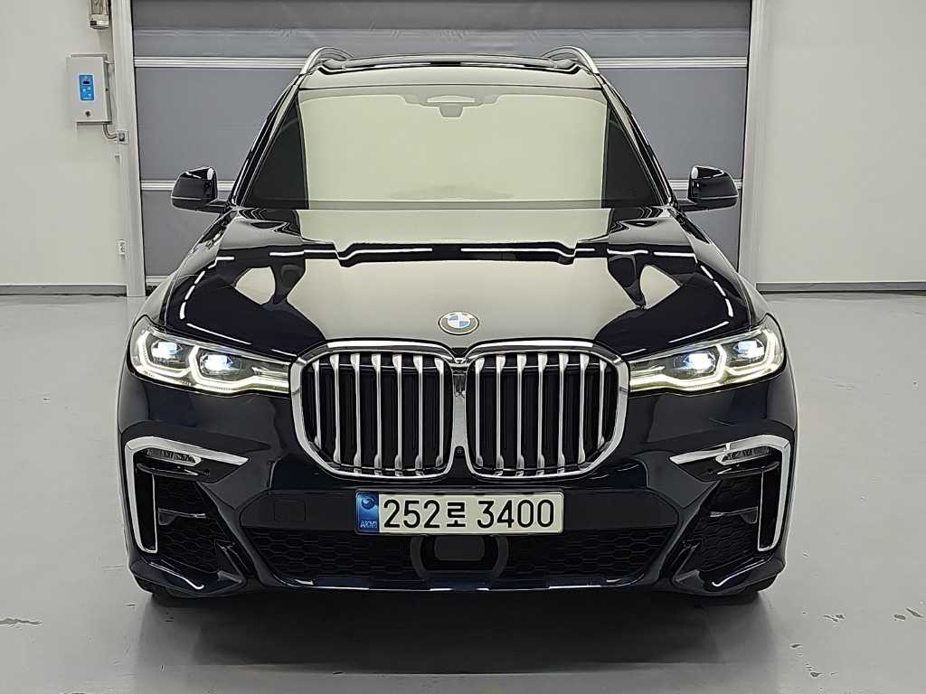 BMW X7 xDrive 40d M 스포츠 사진 2/19
