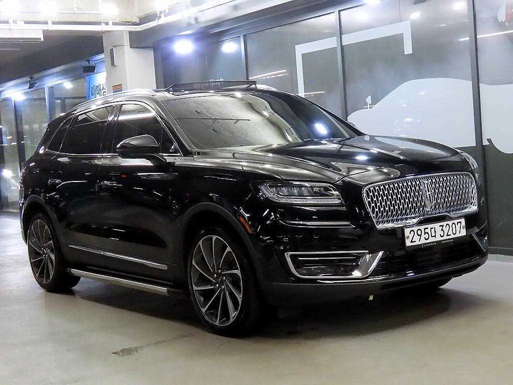 노틸러스 2.7 202 AWD 2020년식