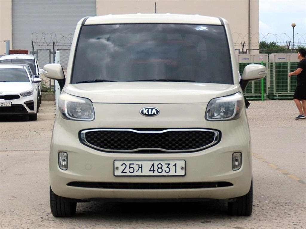 레이 프레스티지 2012년식