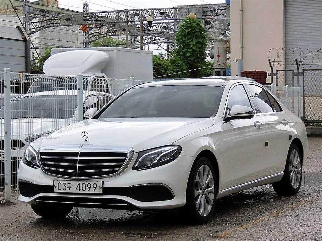 벤츠 E 클래스 E300 익스클루시브 사진