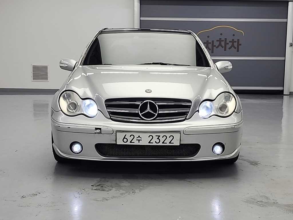 벤츠 C 클래스 C320 사진 2/19