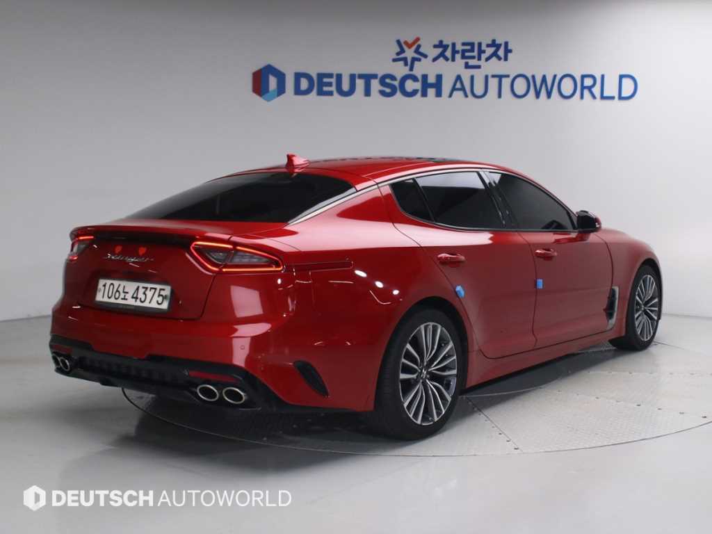 기아 스팅어 가솔린 2.0 터보 2WD 플래티넘 사진 2/20