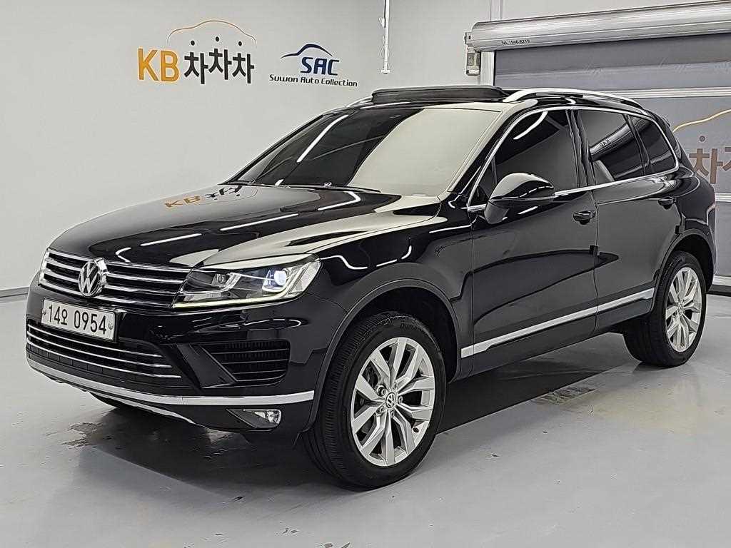 폭스바겐 투아렉 V6 3.0 TDI 블루모션 프리미엄 사진