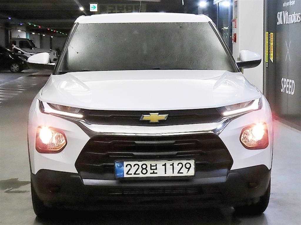 쉐보레 트레일블레이저 2WD 1.3 터보 가솔린 프리미어 사진 2/19