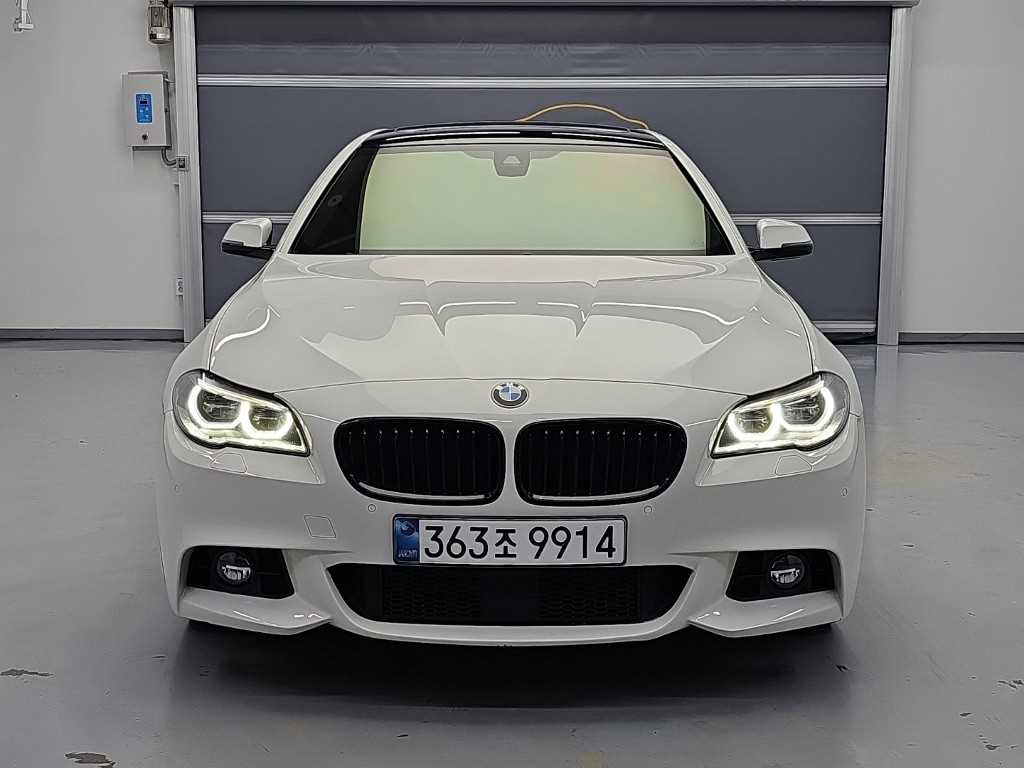 BMW 5시리즈 520d M 에어로다이나믹 프로 사진 2/20