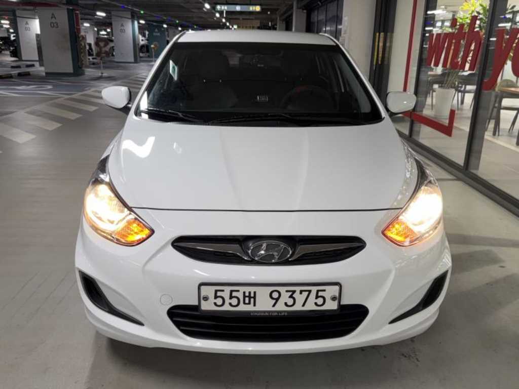 엑센트신형 1.4VVT 스마트 2015년식