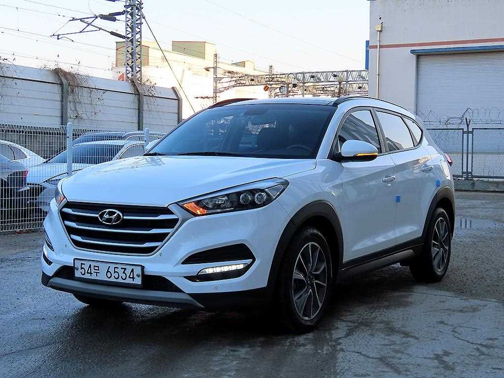 현대 투싼 디젤 2.0 2WD 스마트 사진 2/19