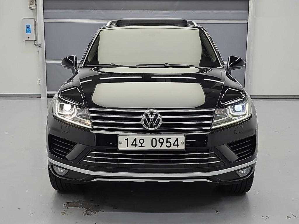 폭스바겐 투아렉 V6 3.0 TDI 블루모션 프리미엄 사진 2/18