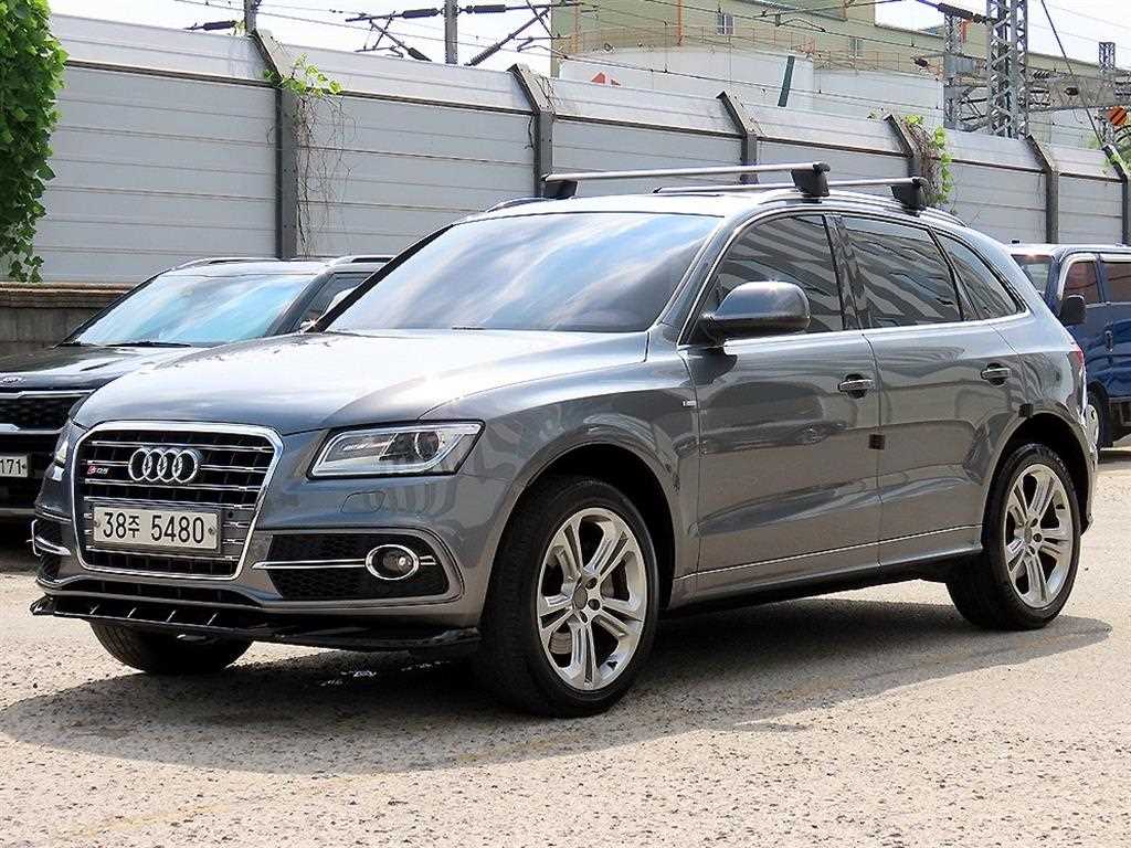 아우디 Q5 3.0 TDI 콰트로 다이나믹 사진 2/20