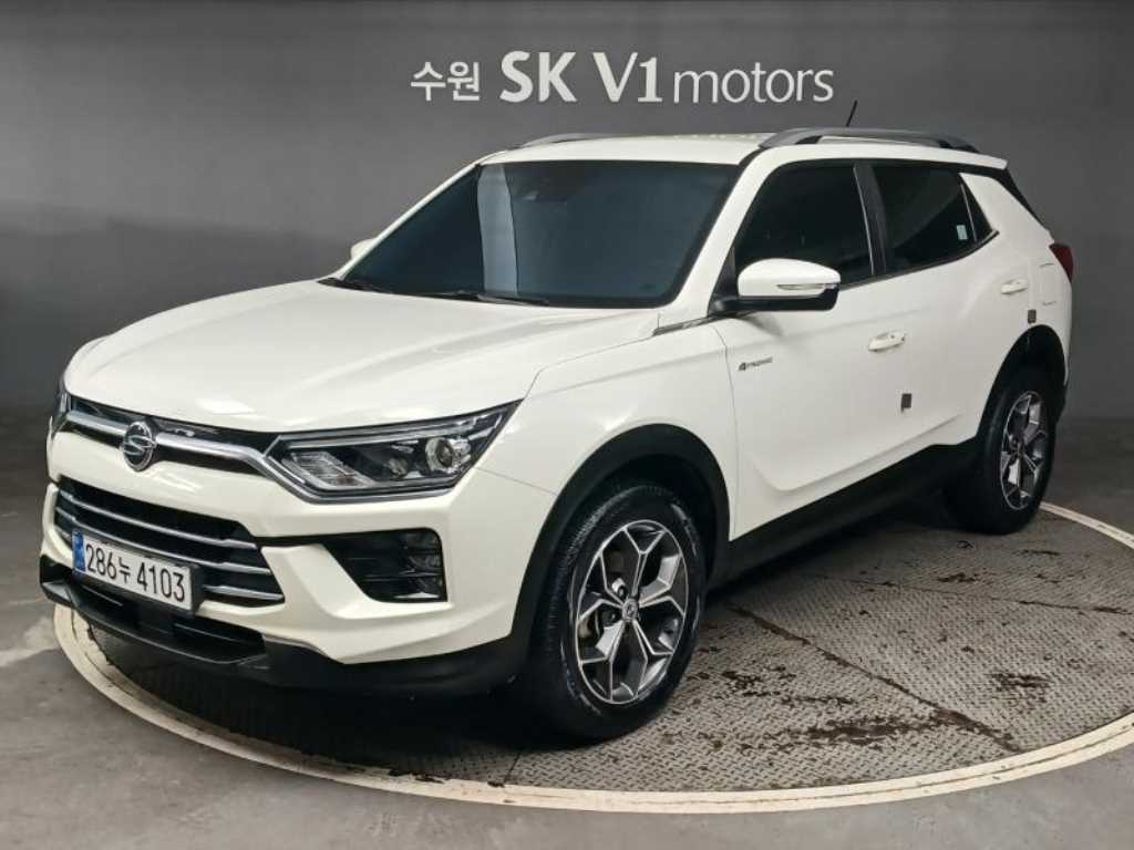 KGM 코란도 4WD 가솔린 1.5 C5 플러스 사진 2/20
