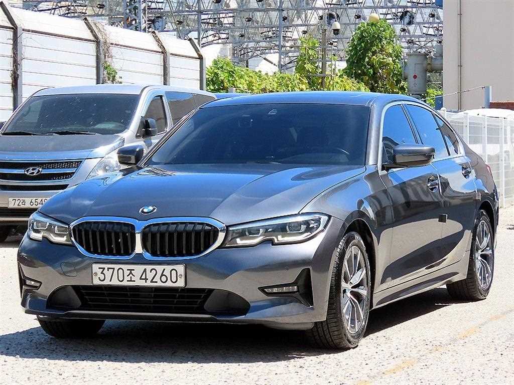 BMW 3시리즈 320d 사진