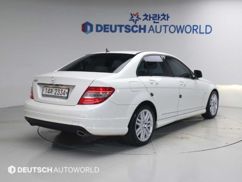 벤츠 C 클래스 C230 아방가르드 사진 2/20