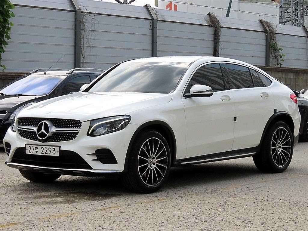 벤츠 GLC 클래스 GLC 220 d 4MATIC 프리미엄 쿠페 사진