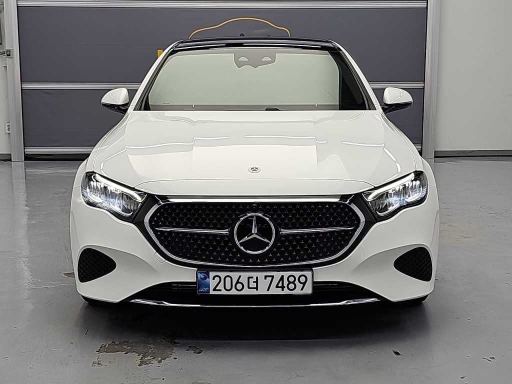 벤츠 E 클래스 E200 아방가르드 사진 2/20