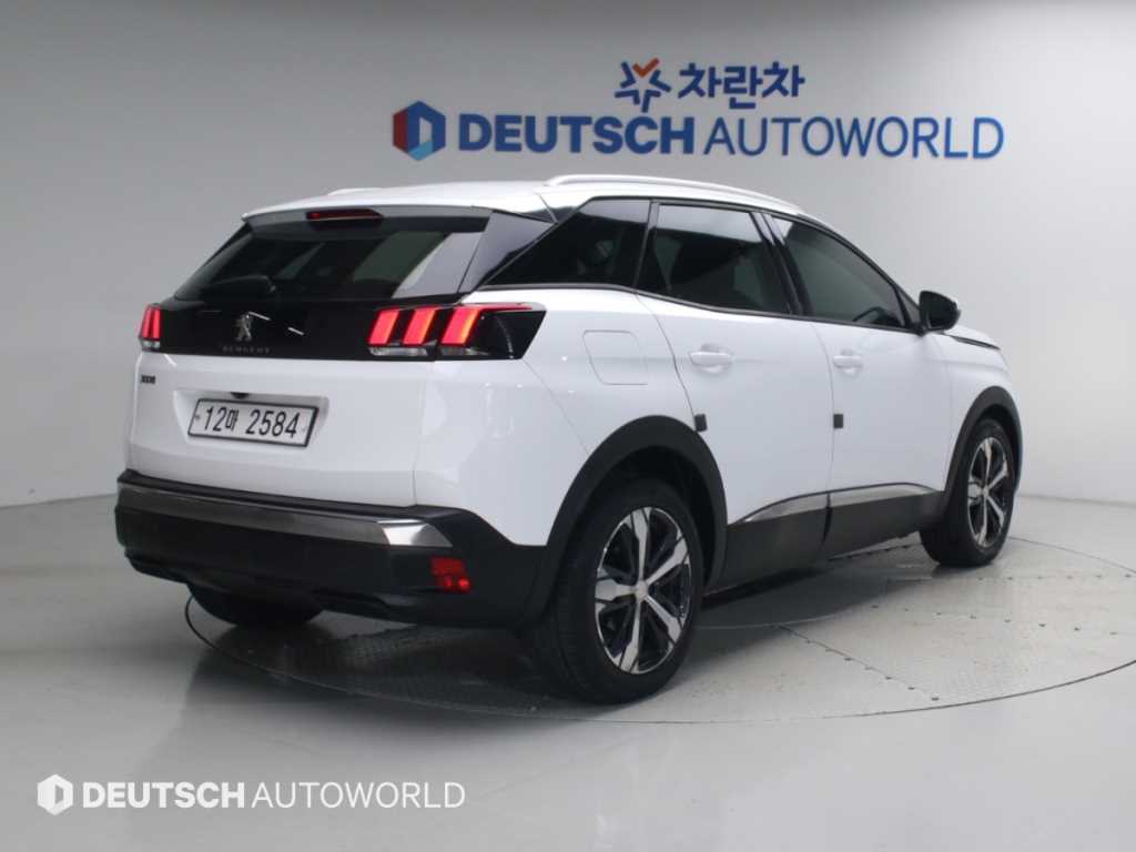 푸조 3008 1.6 BlueHDi 알뤼르 사진 2/20