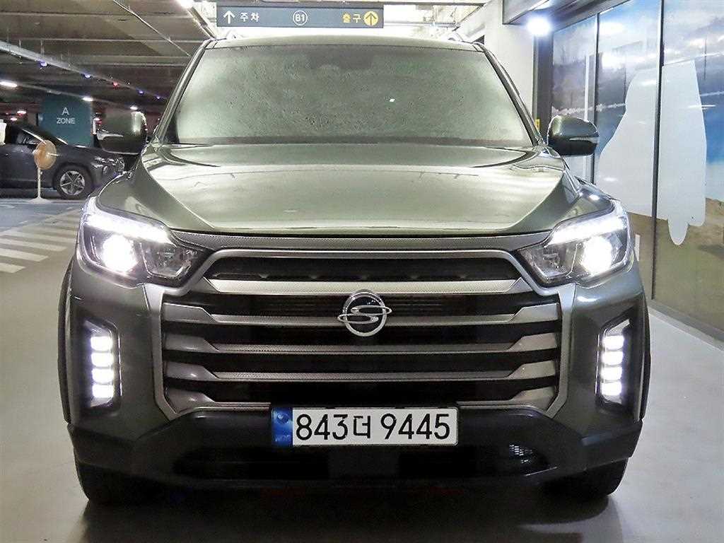 KGM 렉스턴 디젤 2.2 4WD 프레스티지 사진 2/20