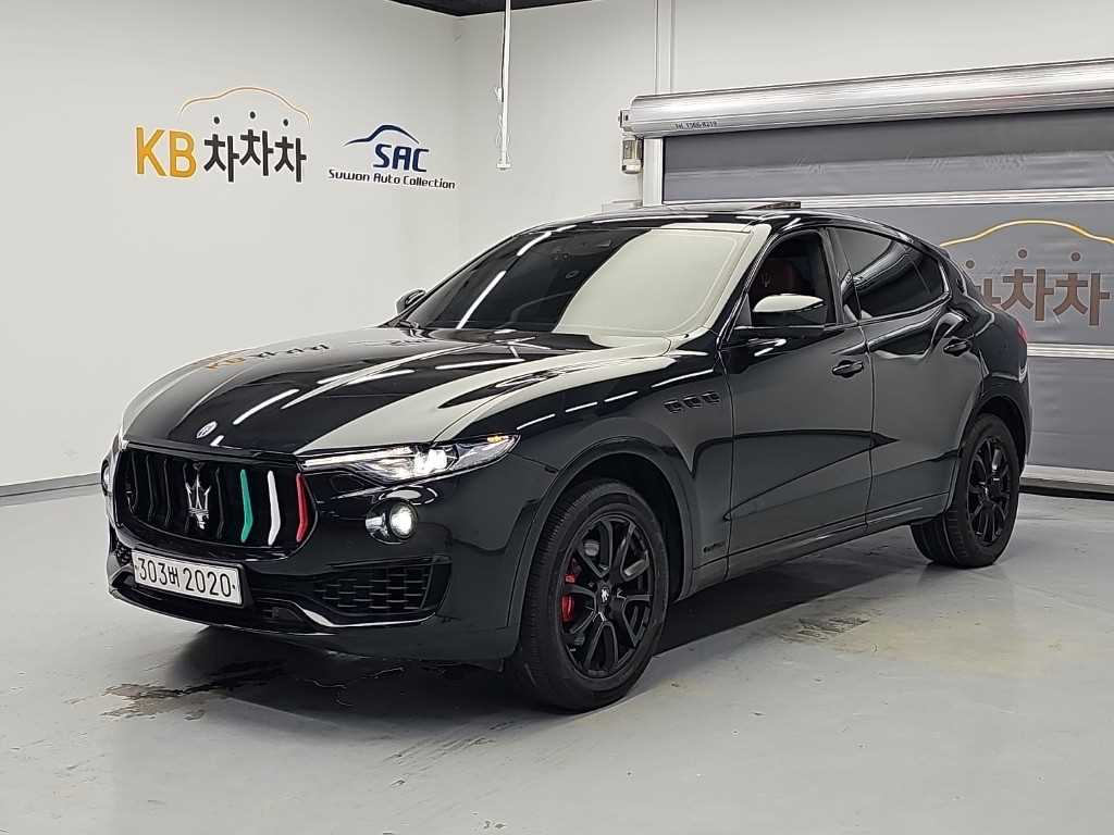 르반떼 3.0 디젤 AWD 그란 루쏘 2019년식