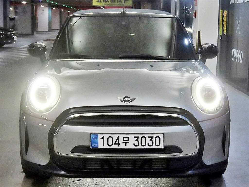 컨버터블 (F57) 1.5 쿠퍼 클래식 2024년식
