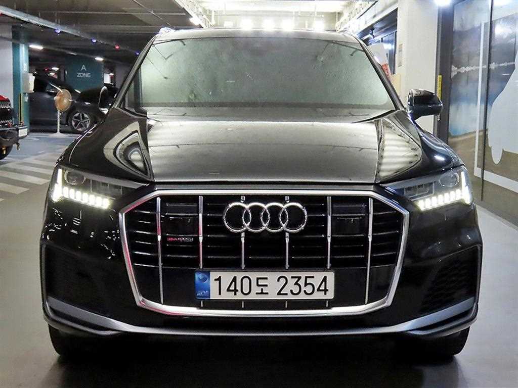 아우디 Q7 45 TDI 콰트로 프리미엄 사진 2/20