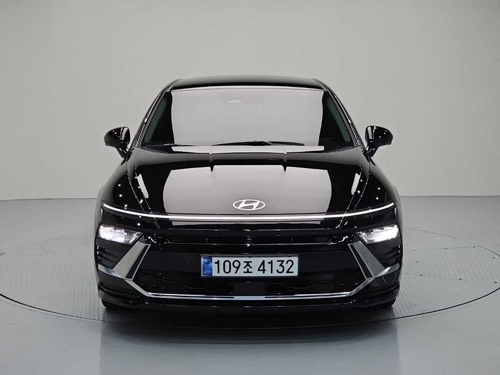 현대 쏘나타 가솔린 2.0 익스클루시브 사진 2/18