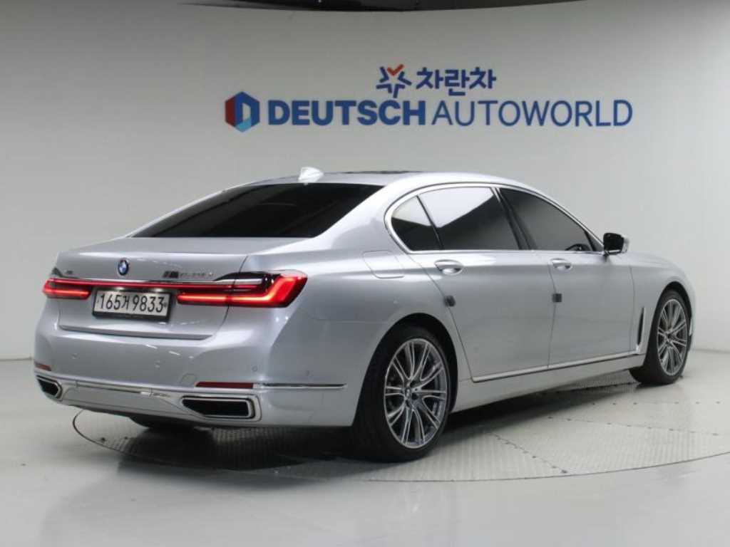 BMW 7시리즈 750Li xDrive 디자인 퓨어 엑설런스 사진 2/20