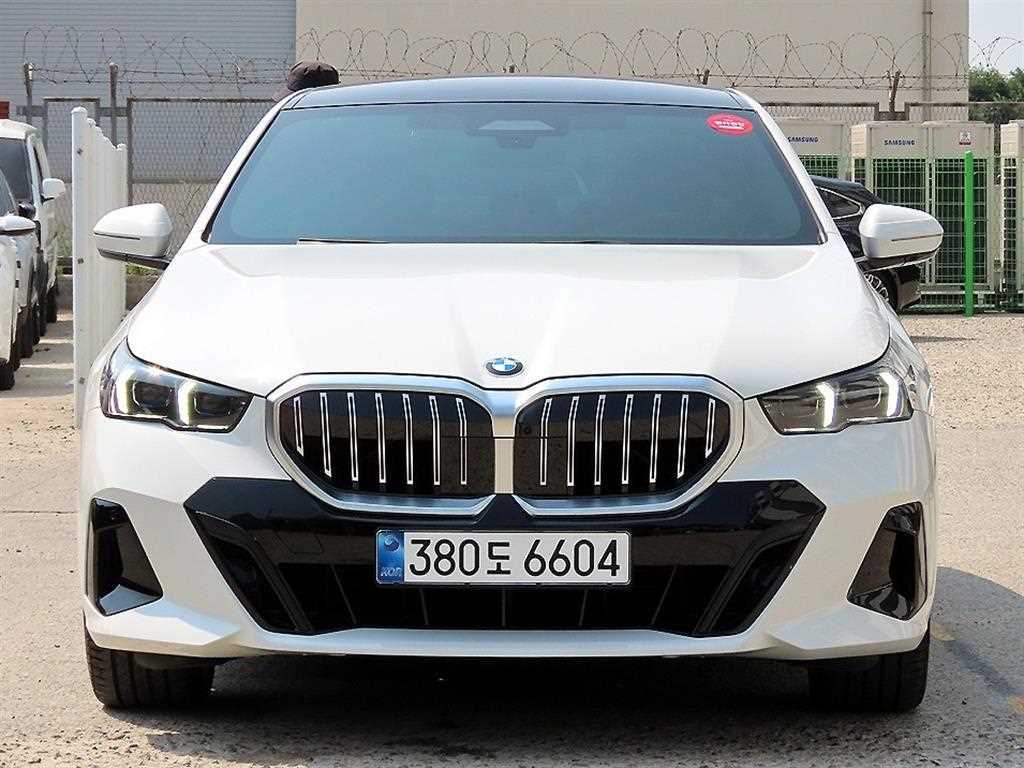 5시리즈 (G60) 530i xDrive M 스포츠 2025년식