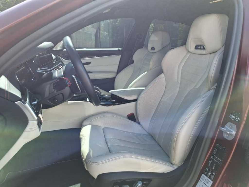 M5 (F90, F10) M5 세단 퍼스트 에디션 2018년식