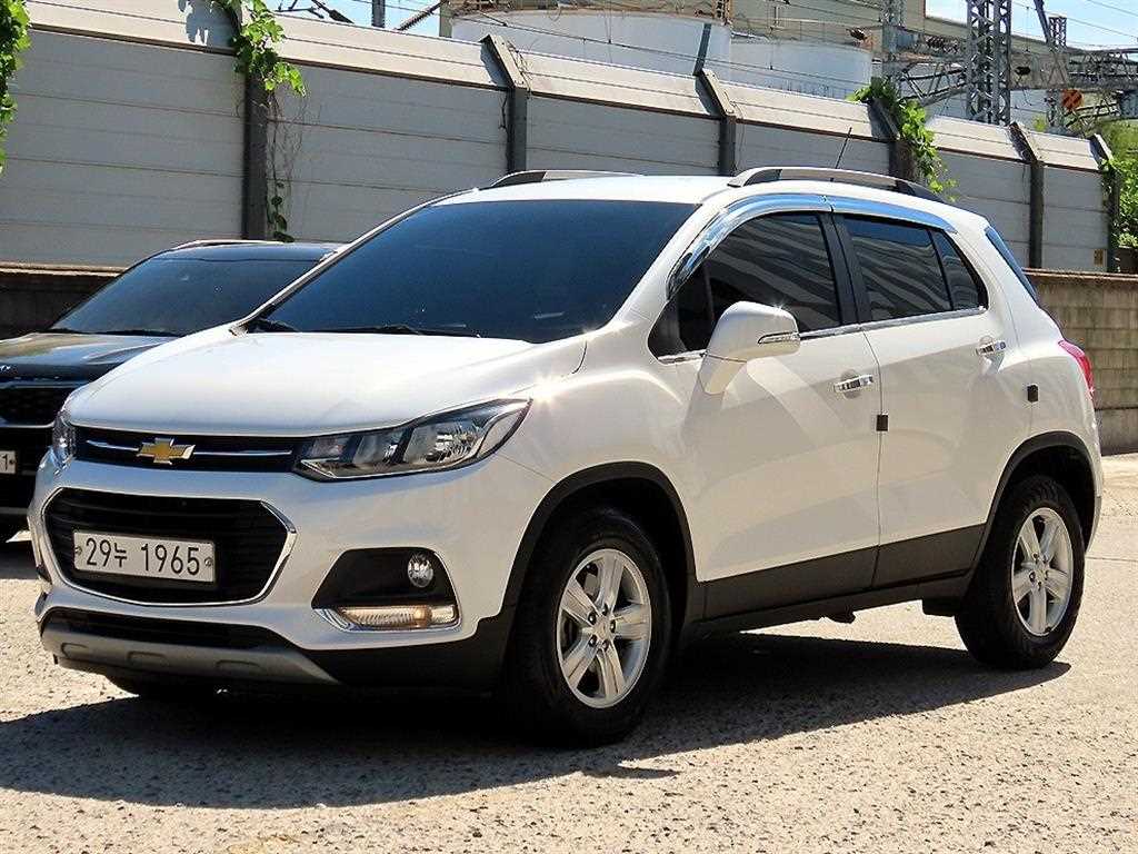 쉐보레 트랙스 가솔린 1.4 LT 코어 사진 2/19
