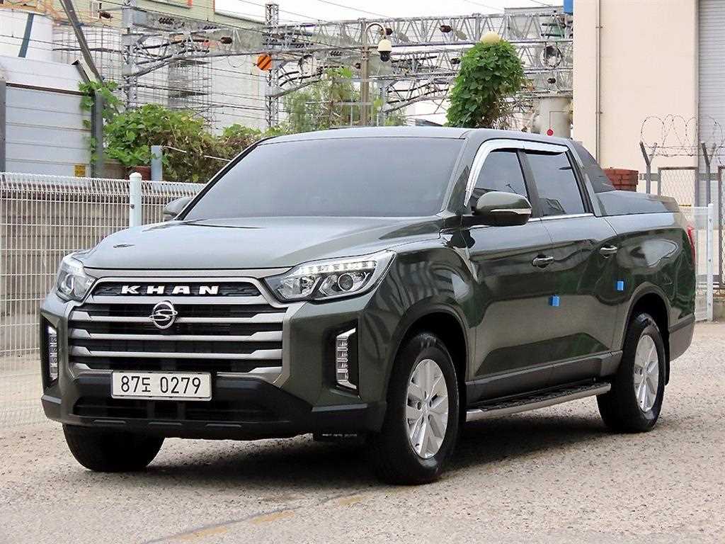 KGM 렉스턴 디젤 2.2 4WD 프레스티지 사진 2/20