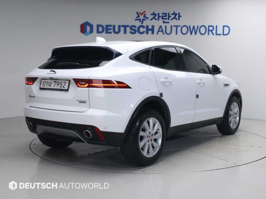 재규어 E-PACE P250 S 사진 2/20