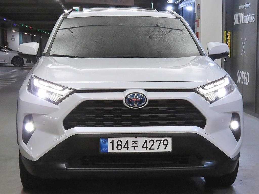 토요타 라브4 2.5 2WD 하이브리드 XLE 사진 2/20