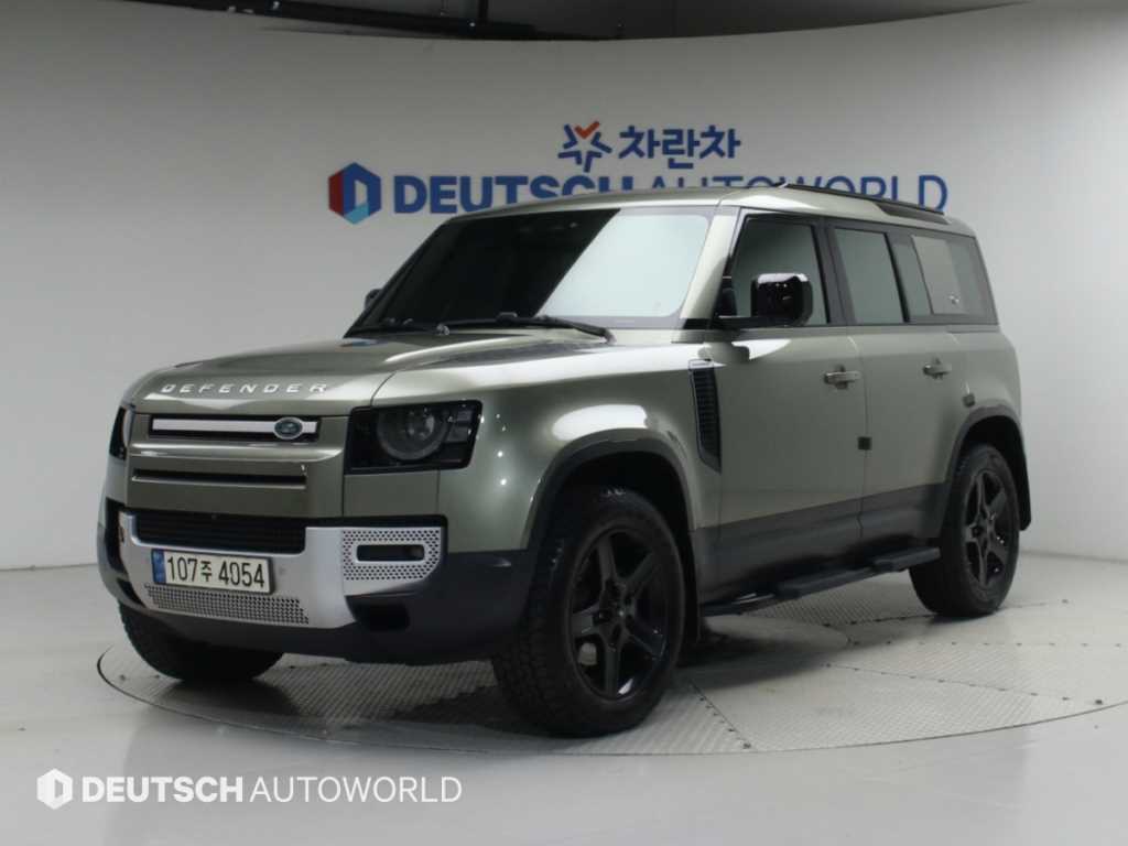 랜드로버 디펜더 D240 SE 사진