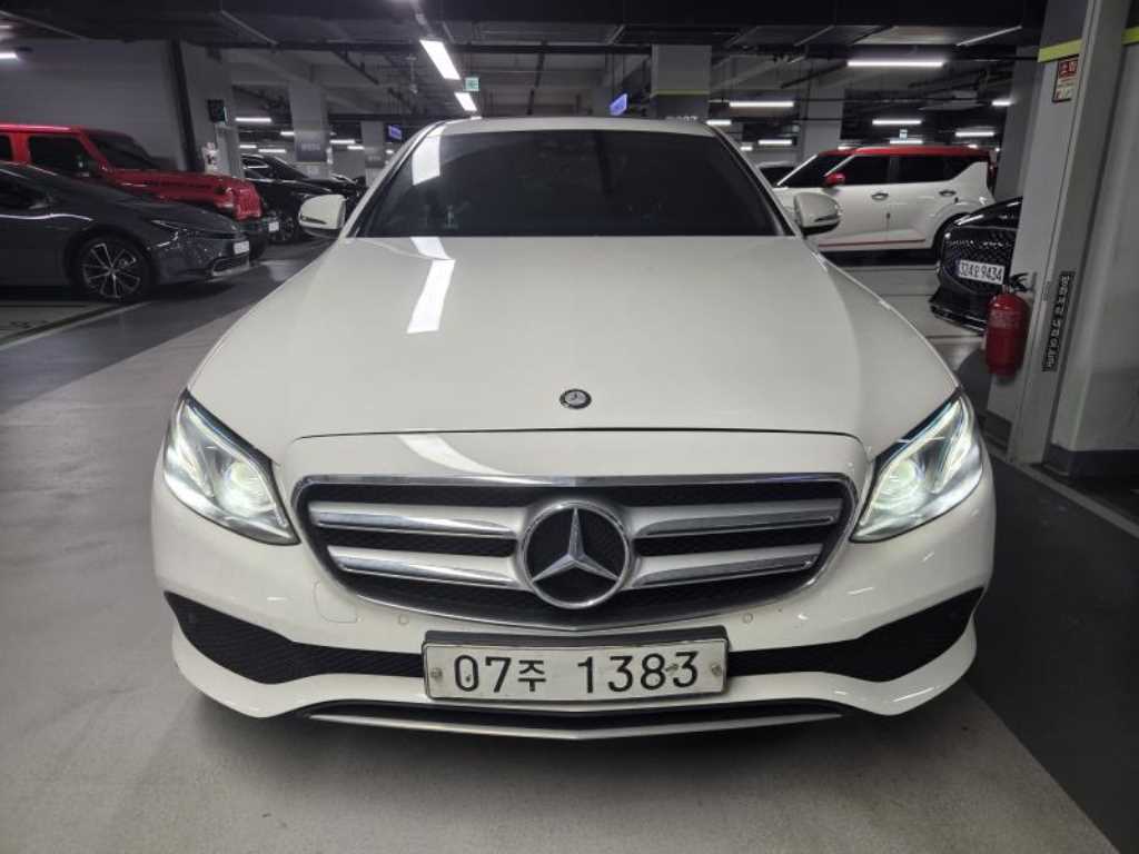 E-클래스 W213 E220d 아방가르드 2017년식