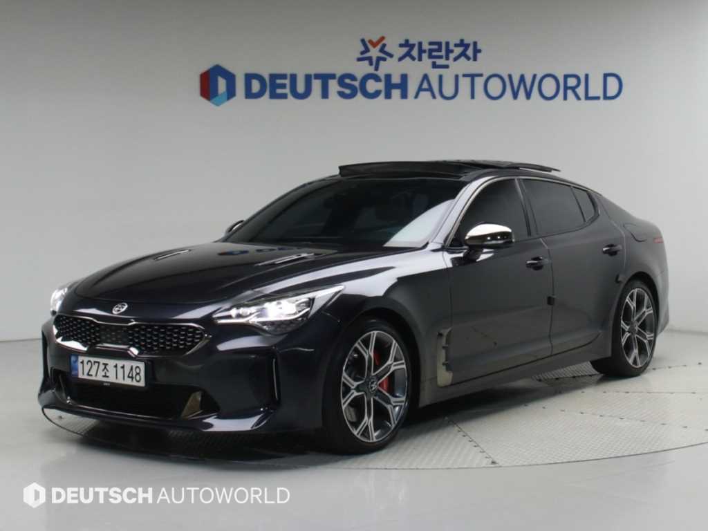 기아 스팅어 가솔린 2.0 터보 2WD 플래티넘 사진