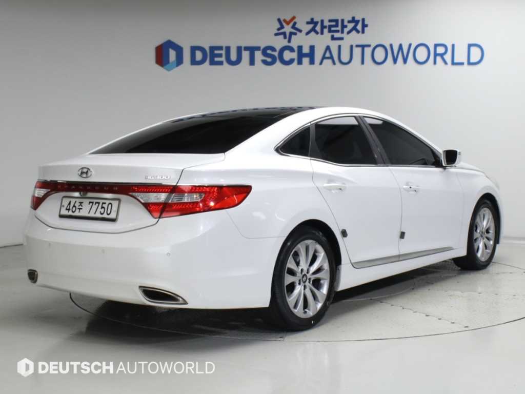 현대 그랜저 LPG HG300 익스클루시브 사진 2/20