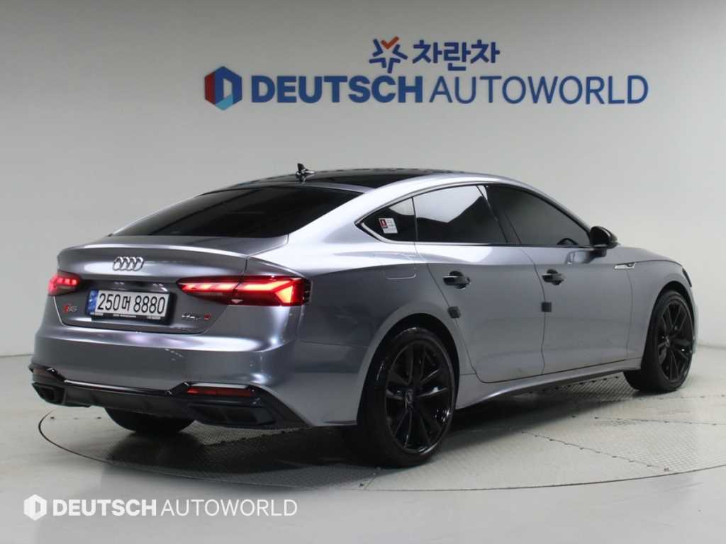 아우디 A5 40 TDI 콰트로 프리미엄 스포트백 사진 2/20