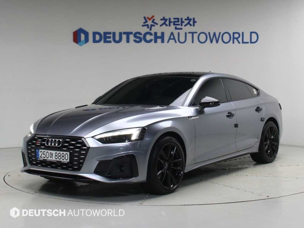 아우디 A5 40 TDI 콰트로 프리미엄 스포트백 사진